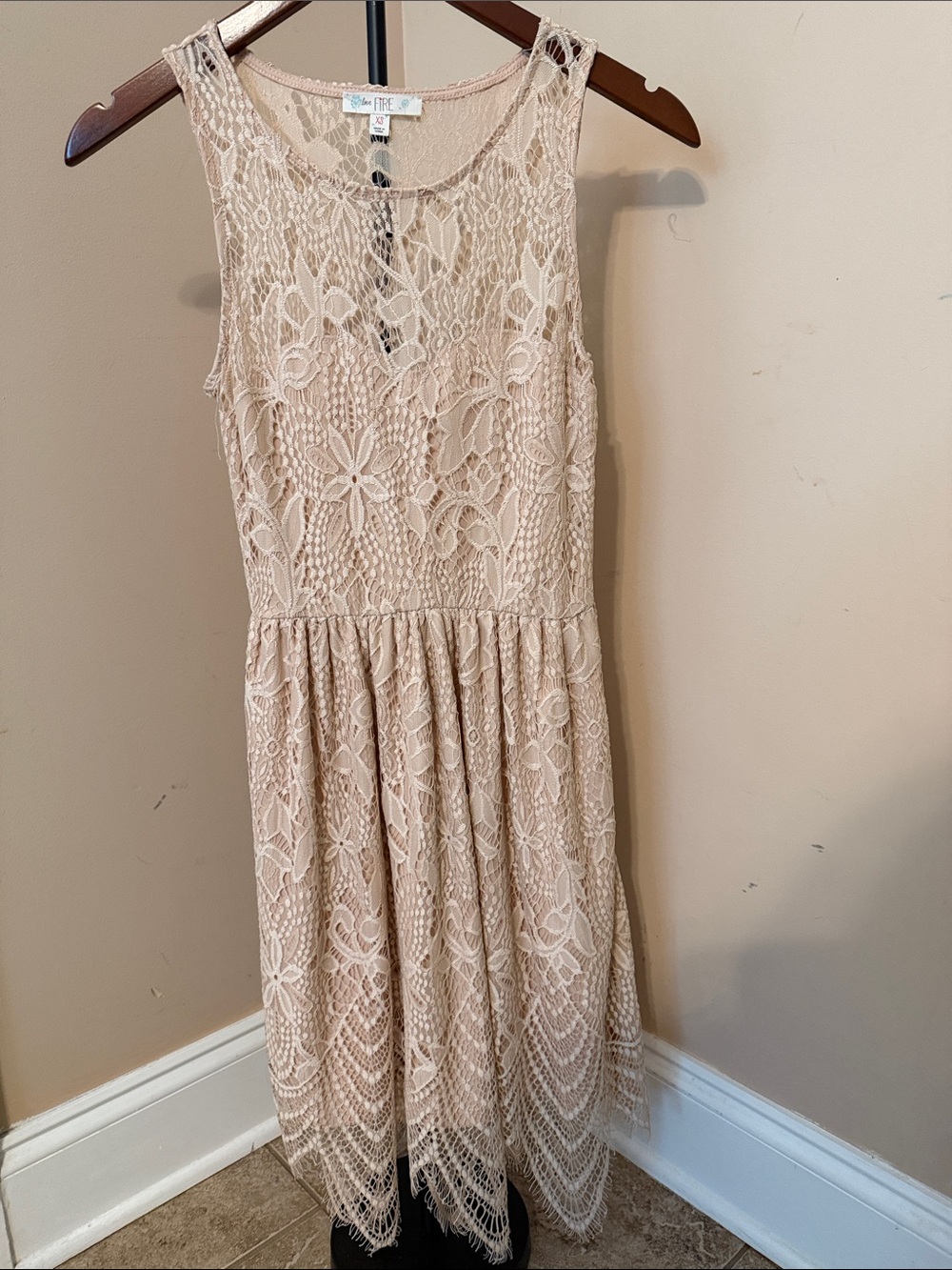 love, Fire Beige Lace Midi Dress
